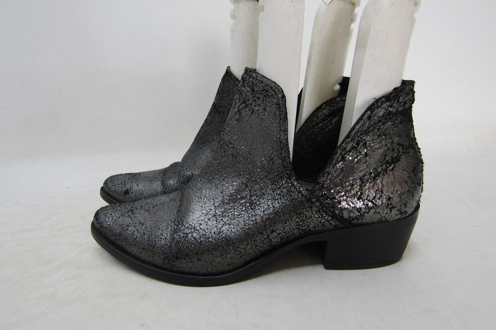 Musse And Cloud Womens Sz 8 M Metallic Black Chelsea Ankle Fashion Boots Bootie